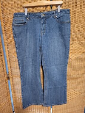 Women’s Blue Denim Jeans - Classic Straight